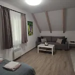 Apartment Kosbor Vendeghaz *