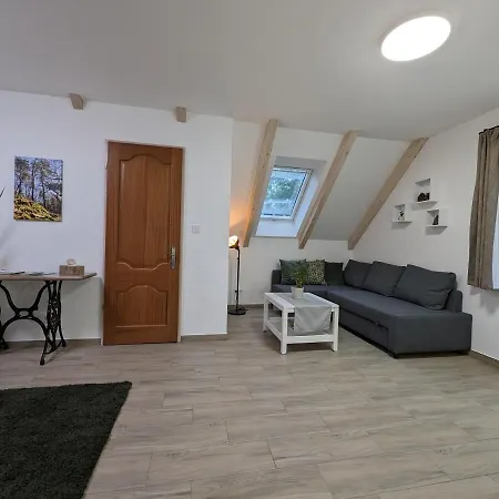 Kosbor Vendeghaz Lägenhet