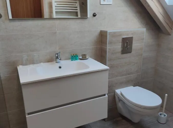 شقة Kosbor Vendeghaz Monoszlo