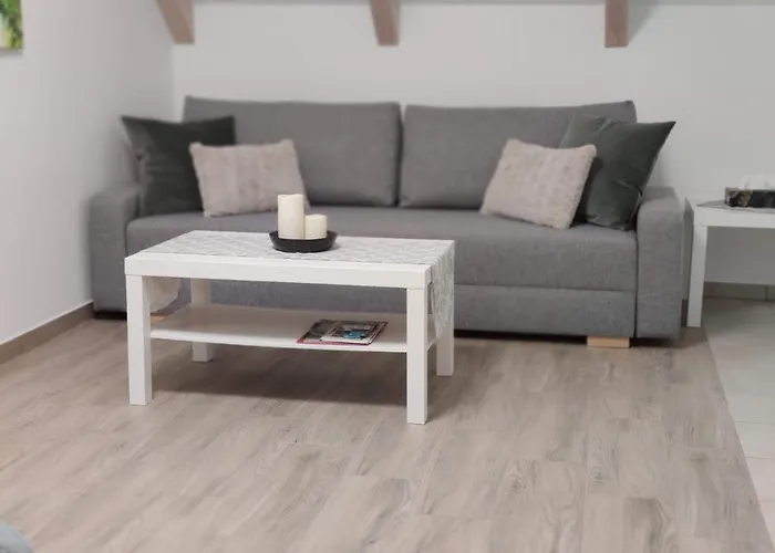 Kosbor Vendeghaz * Monoszlo